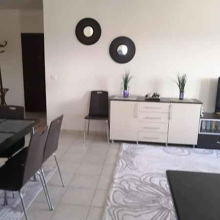 Duplex In 206 Sq Meters Aptm Of 3 Bdr 2 Bathroom Jakuzzi Terrace Big Pool アパート シダ