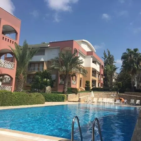 Duplex In 206 Sq Meters Aptm Of 3 Bdr 2 Bathroom Jakuzzi Terrace Big Pool * Side