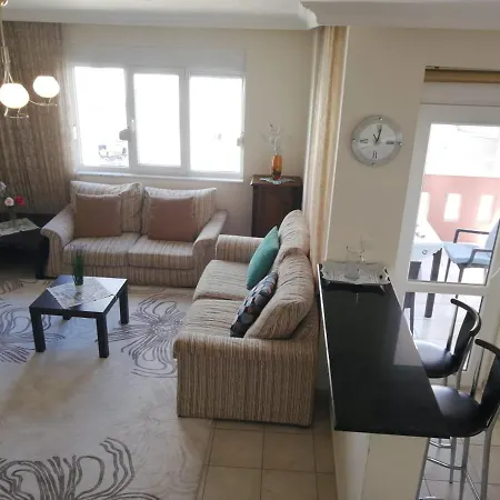 Duplex In 206 Sq Meters Aptm Of 3 Bdr 2 Bathroom Jakuzzi Terrace Big Pool Apartment *