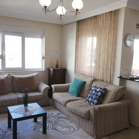 Duplex In 206 Sq Meters Aptm Of 3 Bdr 2 Bathroom Jakuzzi Terrace Big Pool Side