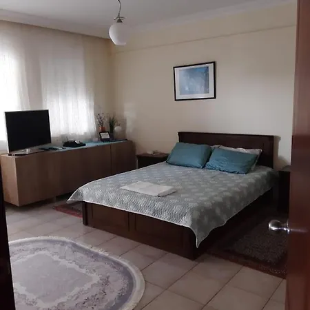 Duplex In 206 Sq Meters Aptm Of 3 Bdr 2 Bathroom Jakuzzi Terrace Big Pool Side