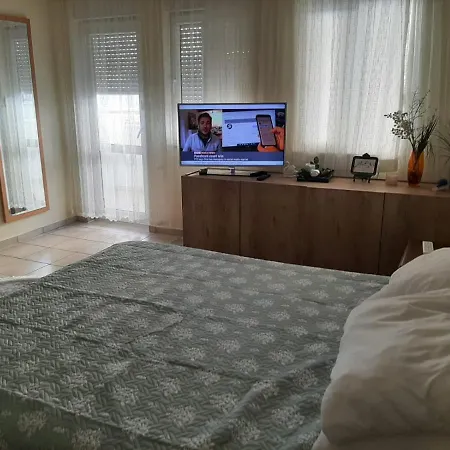Duplex In 206 Sq Meters Aptm Of 3 Bdr 2 Bathroom Jakuzzi Terrace Big Pool Apartment *
