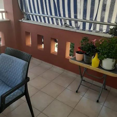 Duplex In 206 Sq Meters Aptm Of 3 Bdr 2 Bathroom Jakuzzi Terrace Big Pool *