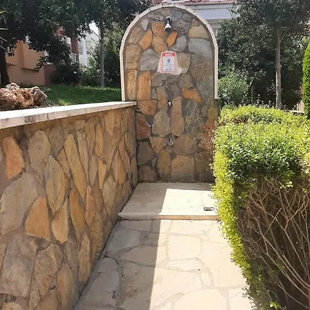 Duplex In 206 Sq Meters Aptm Of 3 Bdr 2 Bathroom Jakuzzi Terrace Big Pool Apartment